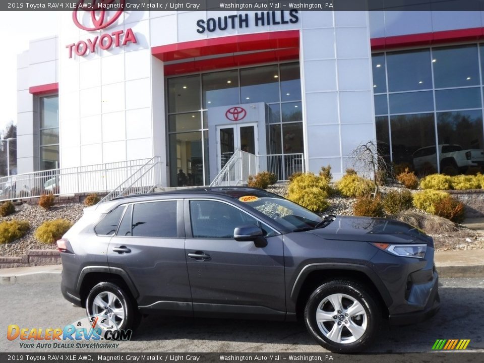 2019 Toyota RAV4 XLE AWD Magnetic Gray Metallic / Light Gray Photo #2