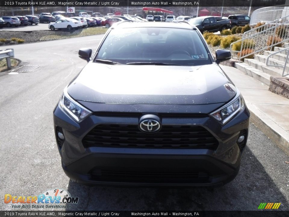 2019 Toyota RAV4 XLE AWD Magnetic Gray Metallic / Light Gray Photo #5