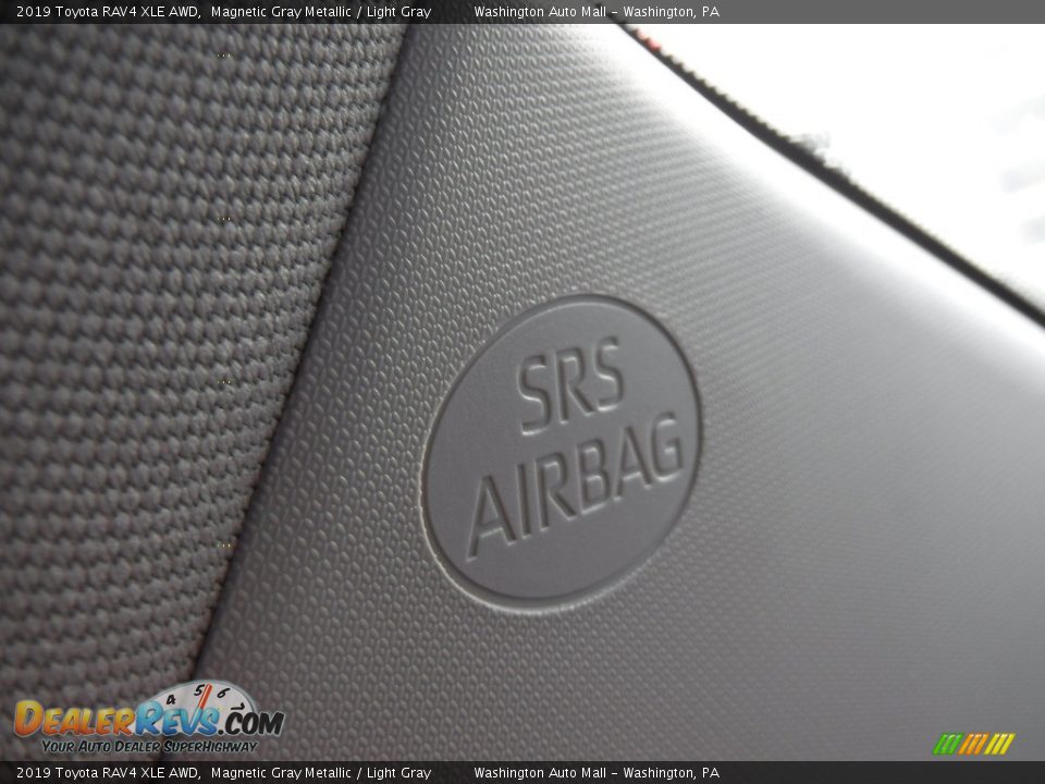 2019 Toyota RAV4 XLE AWD Magnetic Gray Metallic / Light Gray Photo #20