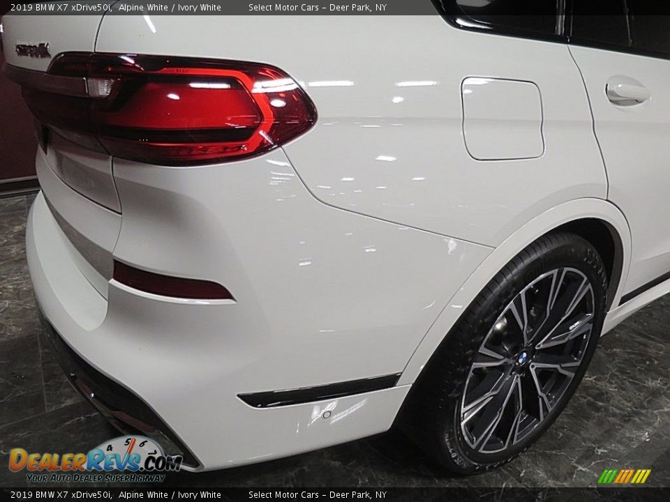 2019 BMW X7 xDrive50i Alpine White / Ivory White Photo #7