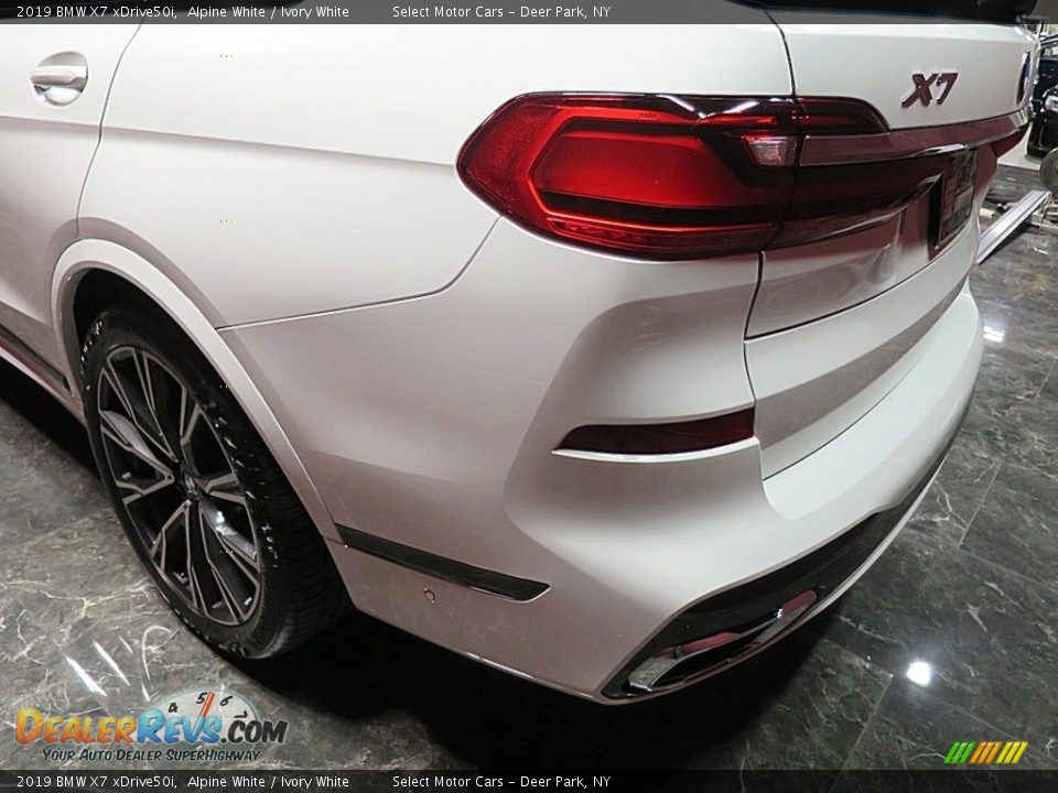 2019 BMW X7 xDrive50i Alpine White / Ivory White Photo #8
