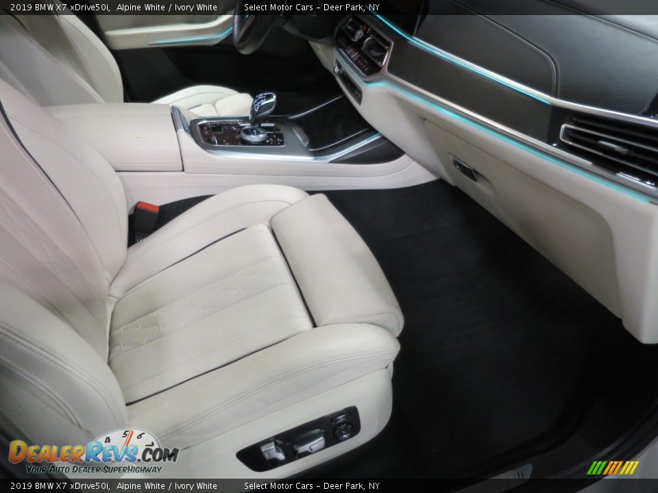 2019 BMW X7 xDrive50i Alpine White / Ivory White Photo #21