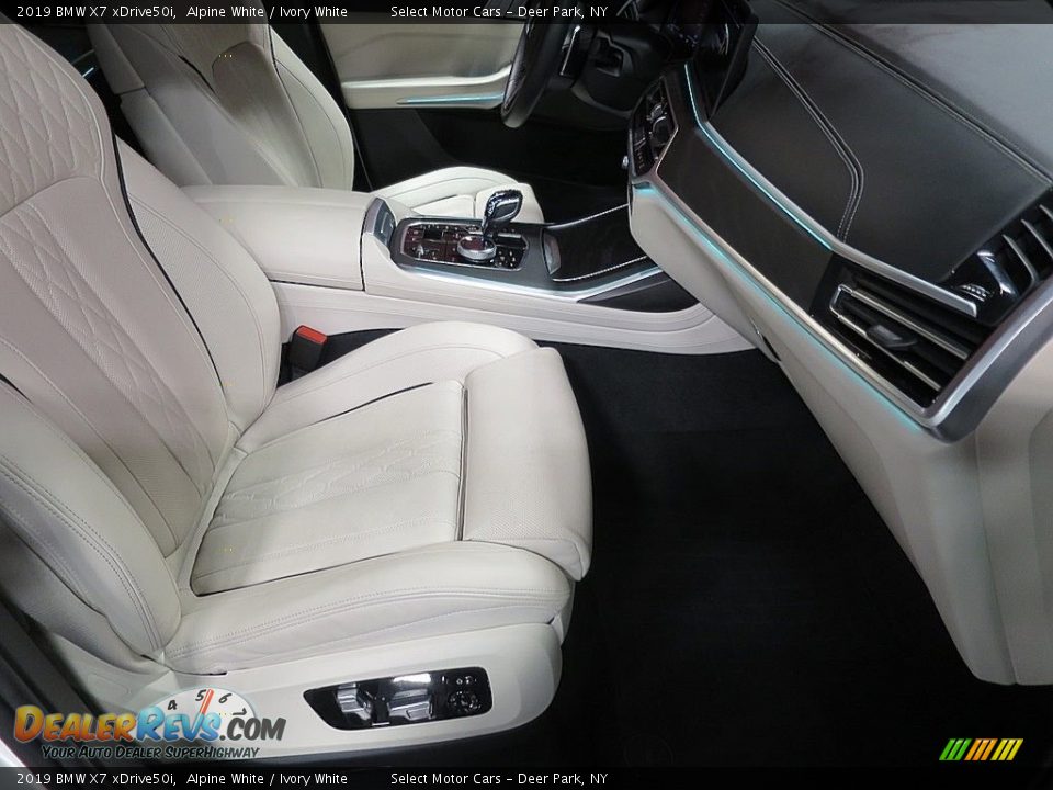 2019 BMW X7 xDrive50i Alpine White / Ivory White Photo #22