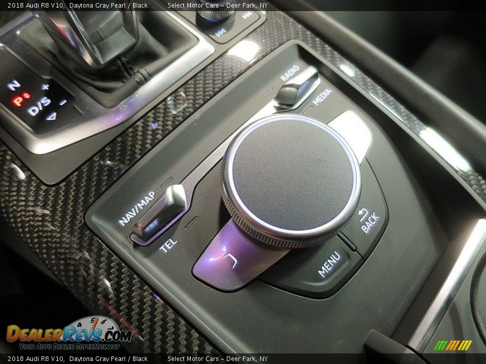 Controls of 2018 Audi R8 V10 Photo #26