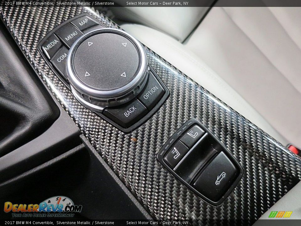 Controls of 2017 BMW M4 Convertible Photo #33