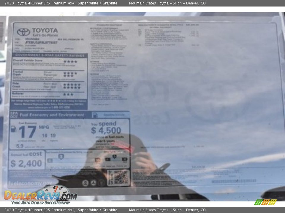 2020 Toyota 4Runner SR5 Premium 4x4 Super White / Graphite Photo #3