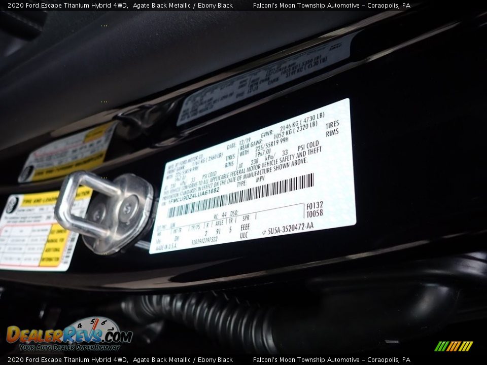 2020 Ford Escape Titanium Hybrid 4WD Agate Black Metallic / Ebony Black Photo #10
