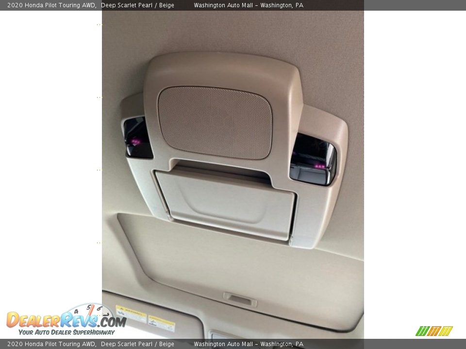 2020 Honda Pilot Touring AWD Deep Scarlet Pearl / Beige Photo #31
