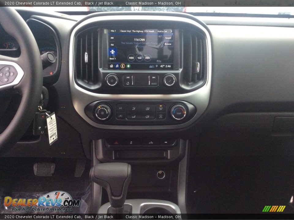 Controls of 2020 Chevrolet Colorado LT Extended Cab Photo #15