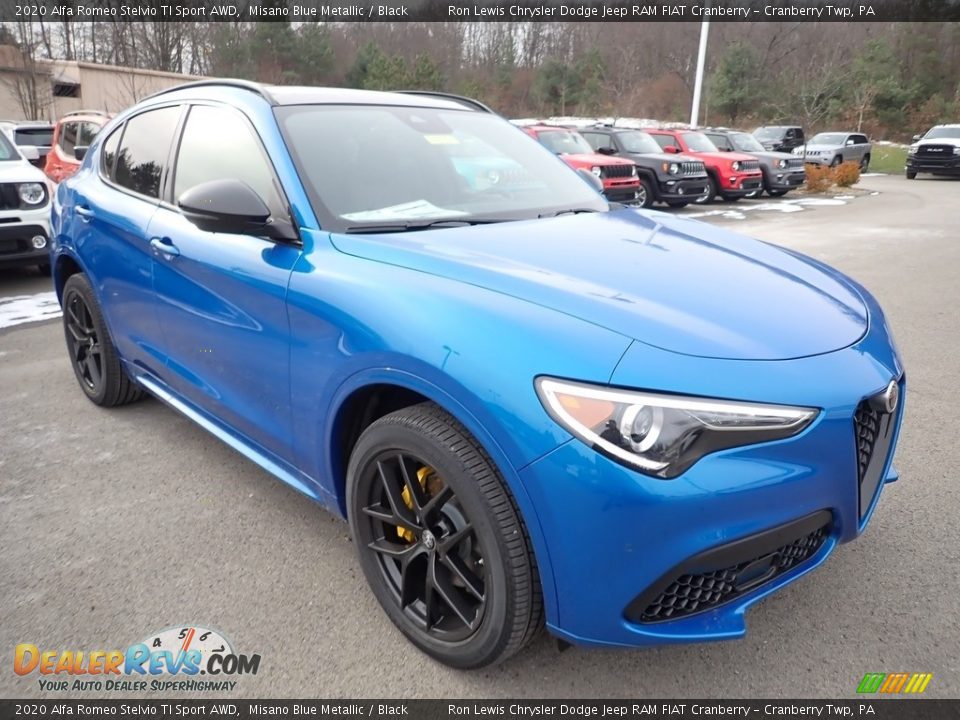 Front 3/4 View of 2020 Alfa Romeo Stelvio TI Sport AWD Photo #8