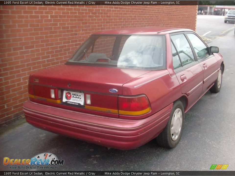 1995 Ford Escort LX Sedan Electric Current Red Metallic / Gray Photo #5