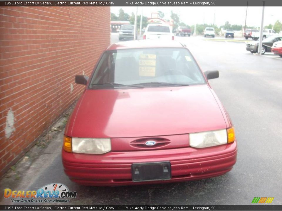 1995 Ford Escort LX Sedan Electric Current Red Metallic / Gray Photo #7