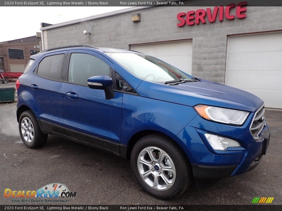Front 3/4 View of 2020 Ford EcoSport SE Photo #9