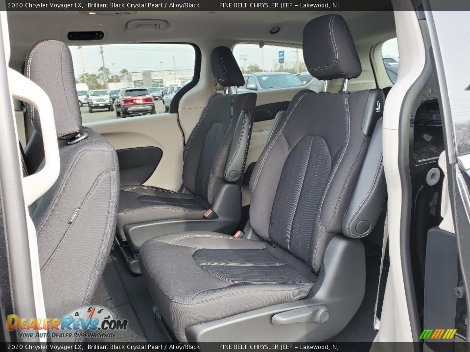 2020 Chrysler Voyager LX Brilliant Black Crystal Pearl / Alloy/Black Photo #6