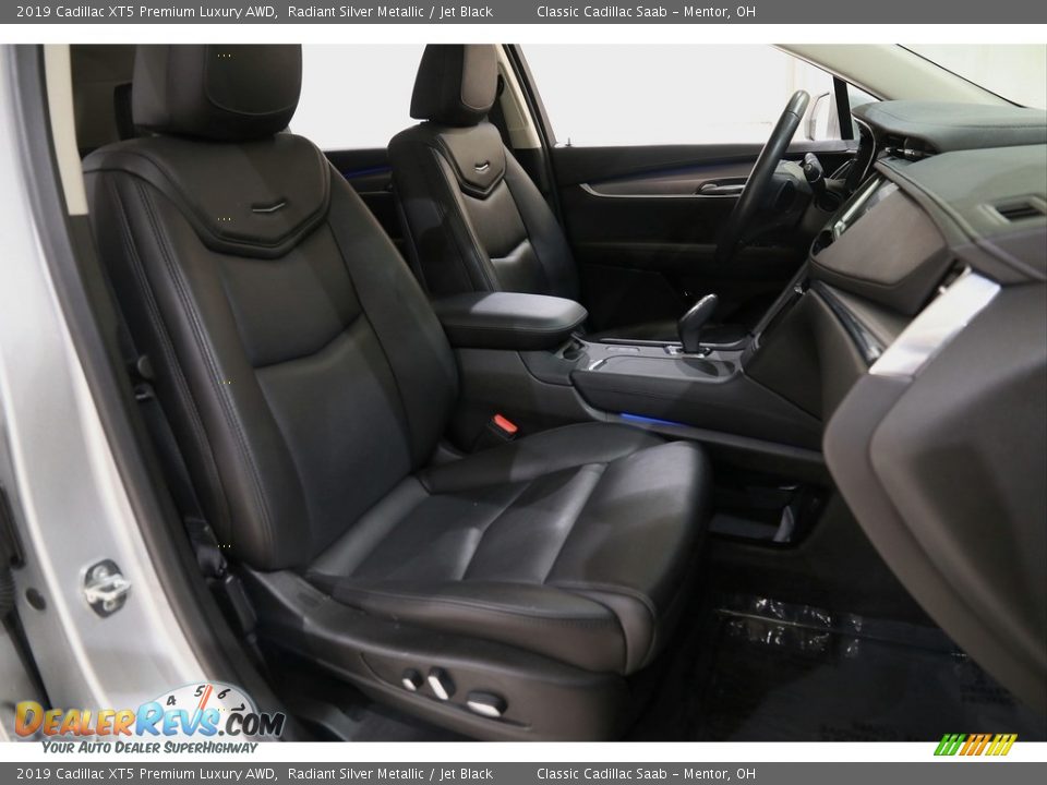 2019 Cadillac XT5 Premium Luxury AWD Radiant Silver Metallic / Jet Black Photo #18