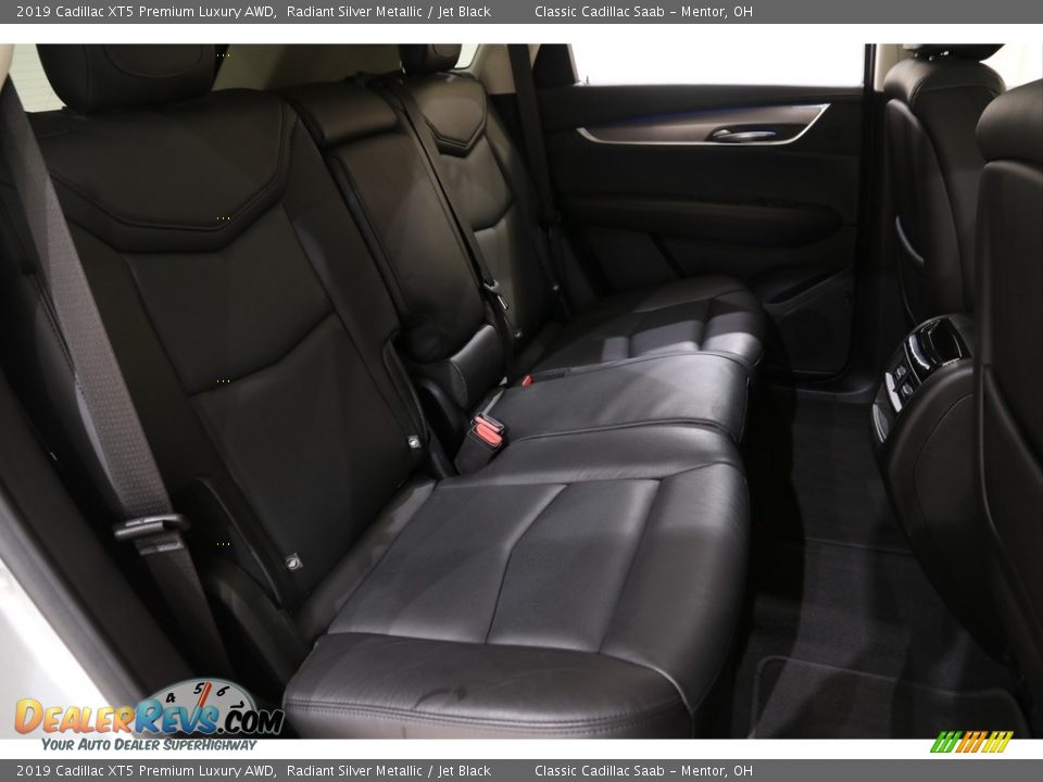 2019 Cadillac XT5 Premium Luxury AWD Radiant Silver Metallic / Jet Black Photo #19