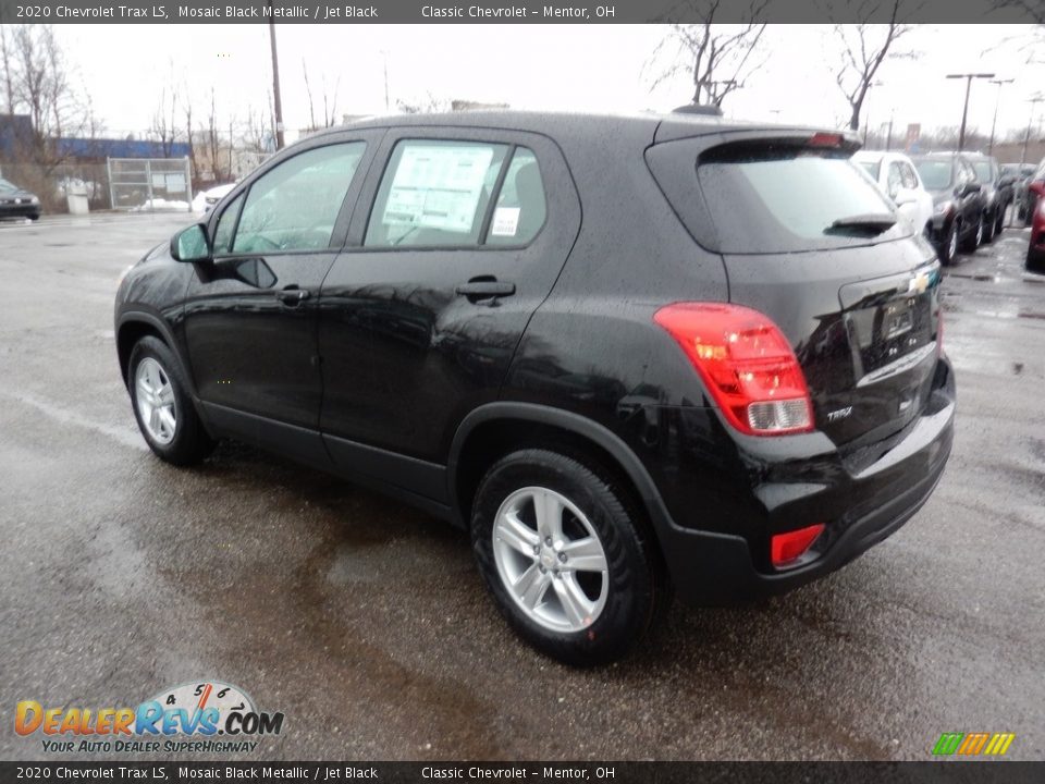 2020 Chevrolet Trax LS Mosaic Black Metallic / Jet Black Photo #5