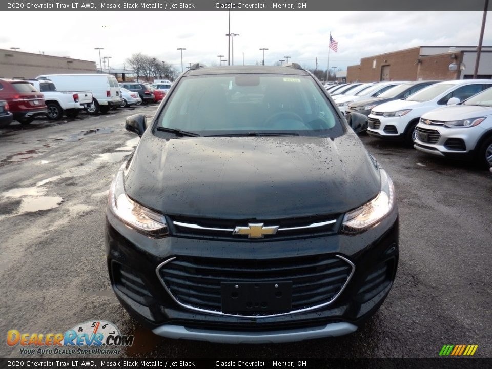 2020 Chevrolet Trax LT AWD Mosaic Black Metallic / Jet Black Photo #2