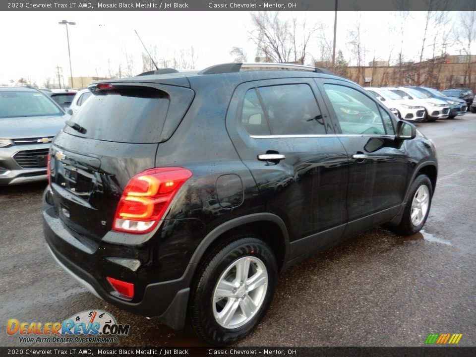 2020 Chevrolet Trax LT AWD Mosaic Black Metallic / Jet Black Photo #4