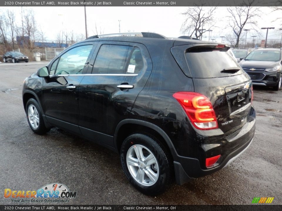 2020 Chevrolet Trax LT AWD Mosaic Black Metallic / Jet Black Photo #5