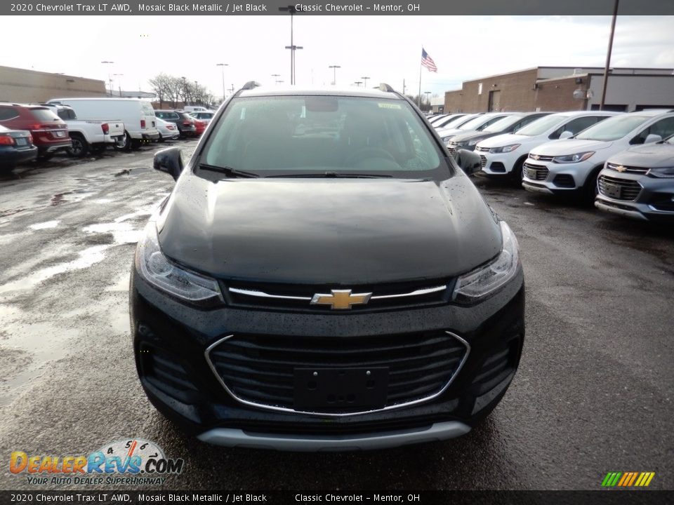 2020 Chevrolet Trax LT AWD Mosaic Black Metallic / Jet Black Photo #2