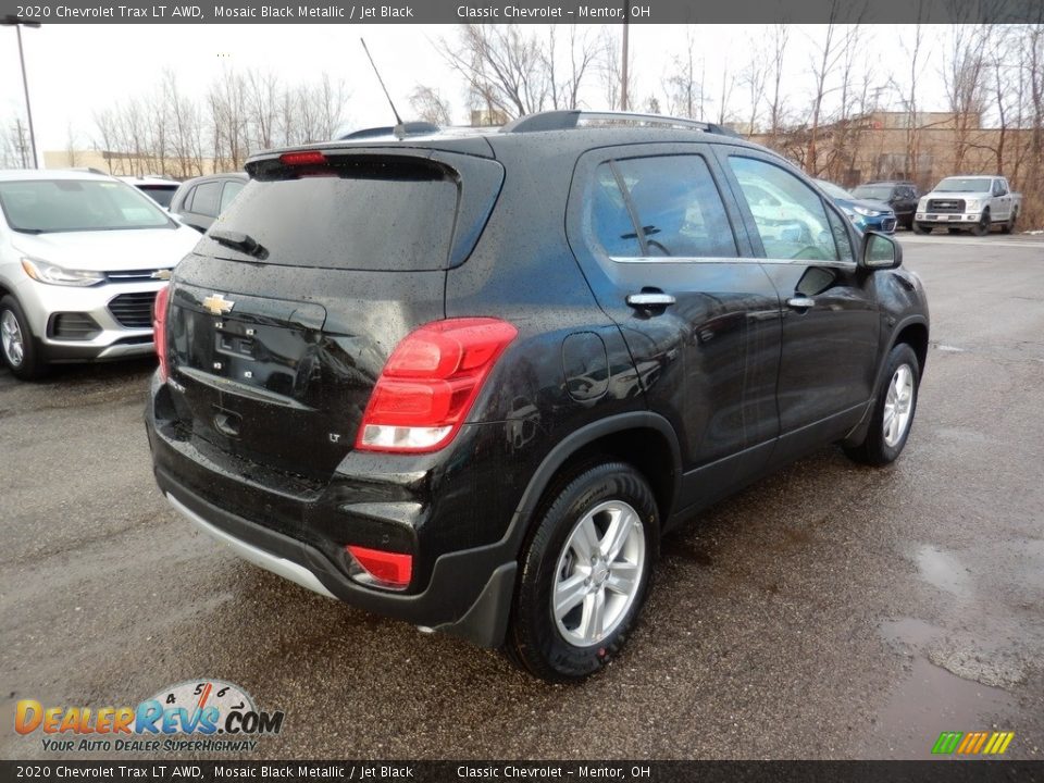 2020 Chevrolet Trax LT AWD Mosaic Black Metallic / Jet Black Photo #4