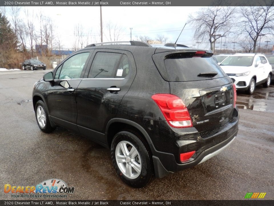 2020 Chevrolet Trax LT AWD Mosaic Black Metallic / Jet Black Photo #5