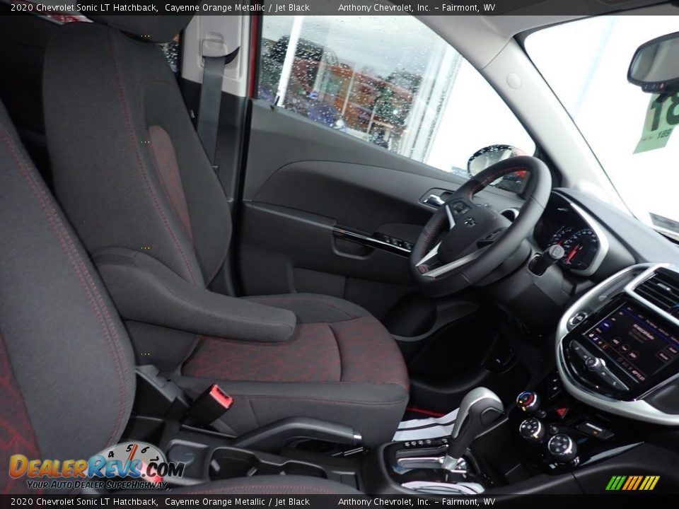 2020 Chevrolet Sonic LT Hatchback Cayenne Orange Metallic / Jet Black Photo #10