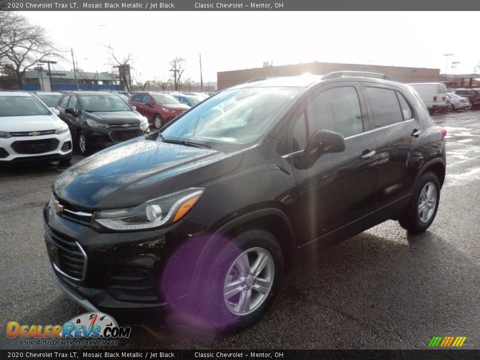 2020 Chevrolet Trax LT Mosaic Black Metallic / Jet Black Photo #1