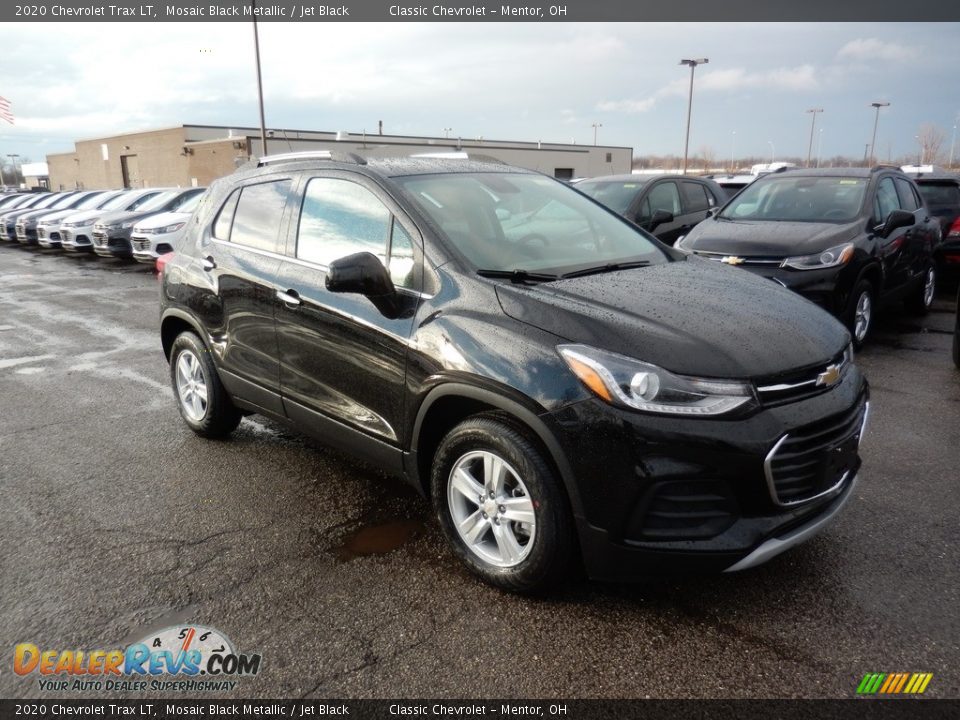 2020 Chevrolet Trax LT Mosaic Black Metallic / Jet Black Photo #3