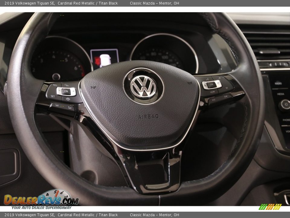 2019 Volkswagen Tiguan SE Steering Wheel Photo #7