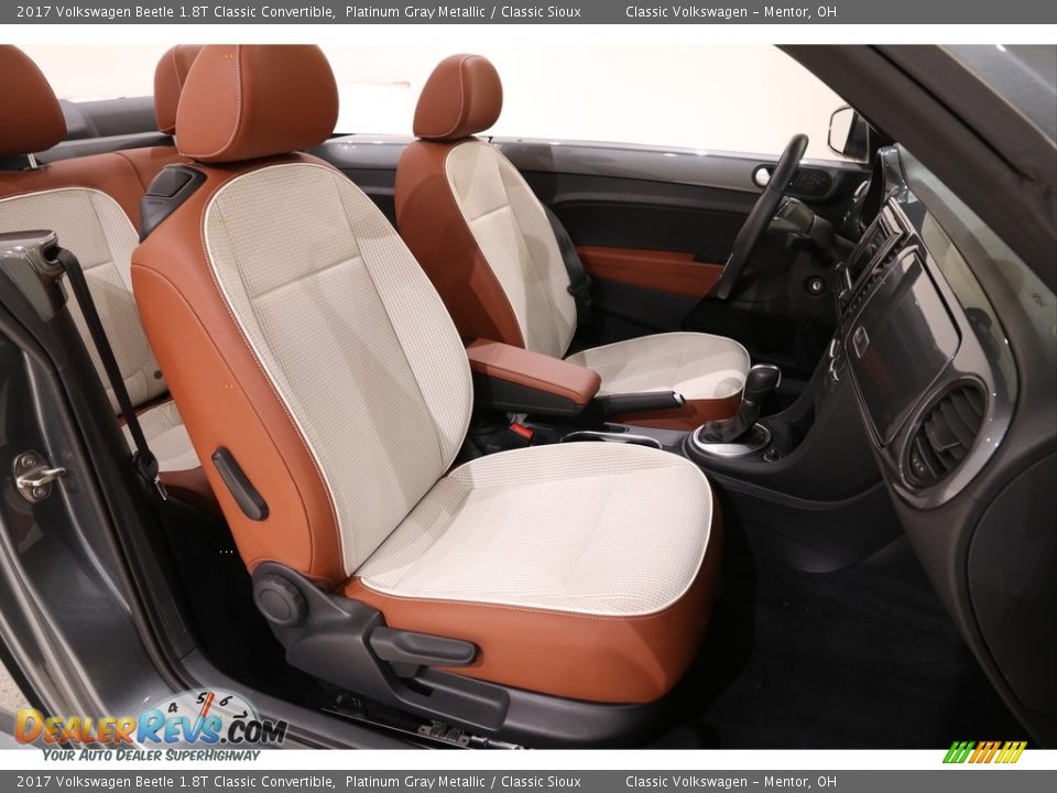 Front Seat of 2017 Volkswagen Beetle 1.8T Classic Convertible Photo #14