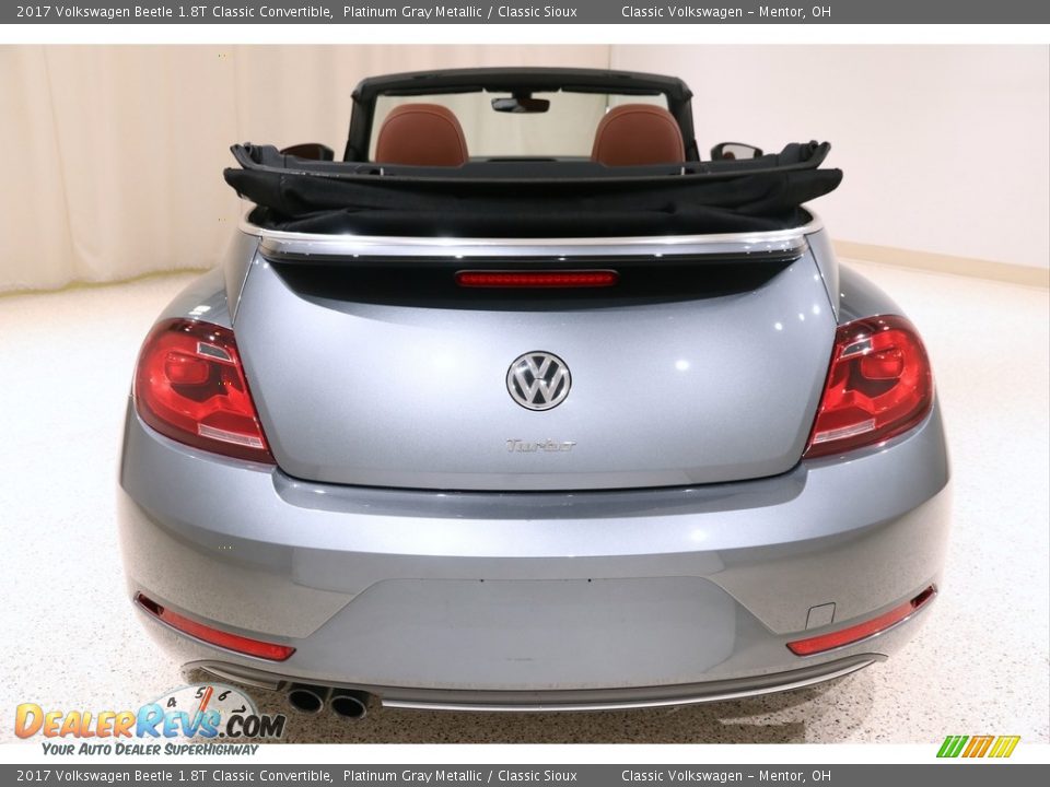 2017 Volkswagen Beetle 1.8T Classic Convertible Platinum Gray Metallic / Classic Sioux Photo #17