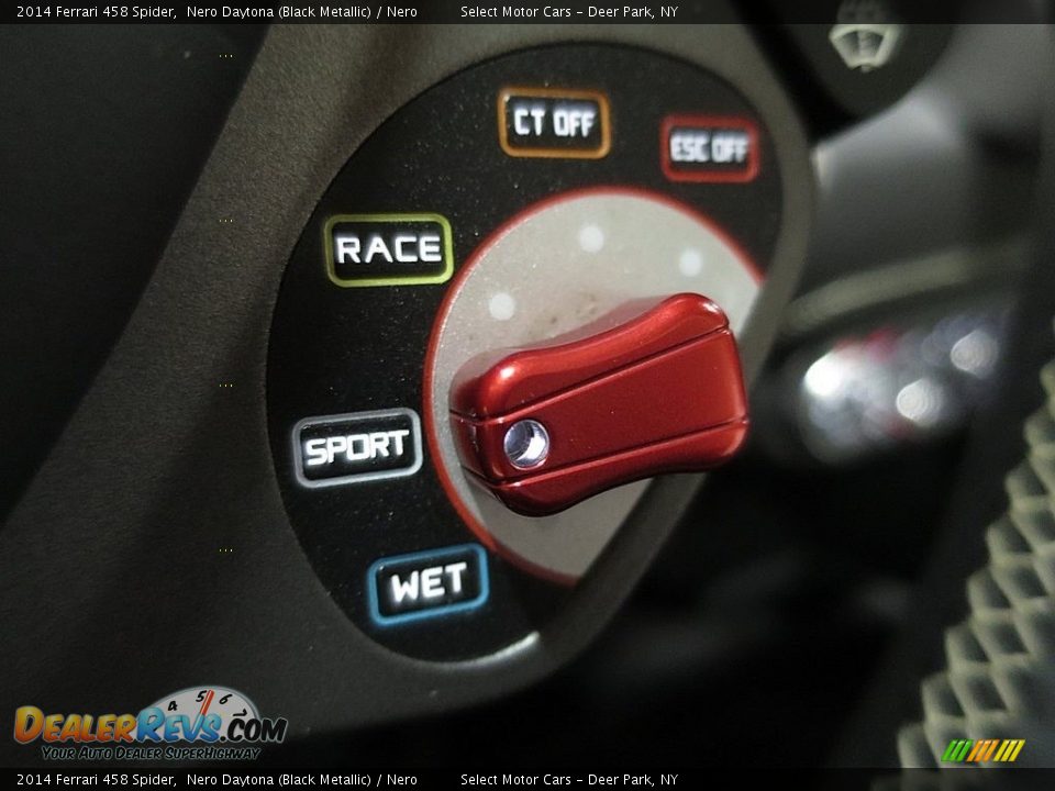 2014 Ferrari 458 Spider Steering Wheel Photo #25