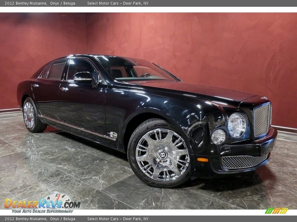 Front 3/4 View of 2012 Bentley Mulsanne  Photo #5