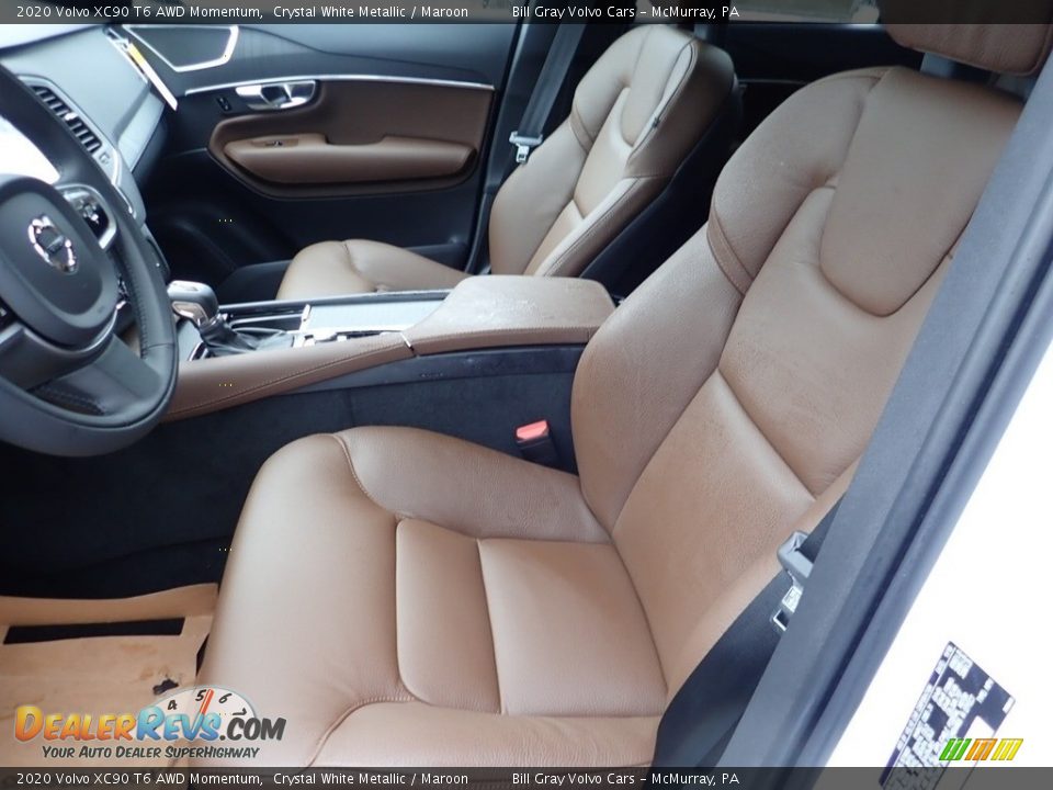 Front Seat of 2020 Volvo XC90 T6 AWD Momentum Photo #7