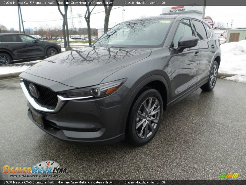 Front 3/4 View of 2020 Mazda CX-5 Signature AWD Photo #3