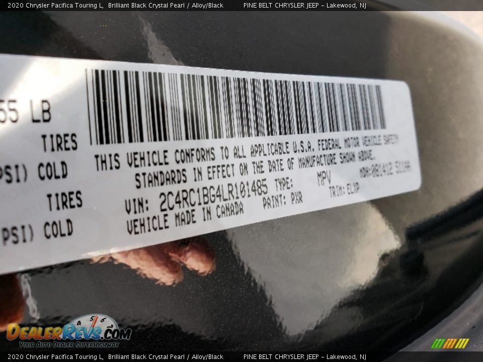2020 Chrysler Pacifica Touring L Brilliant Black Crystal Pearl / Alloy/Black Photo #10