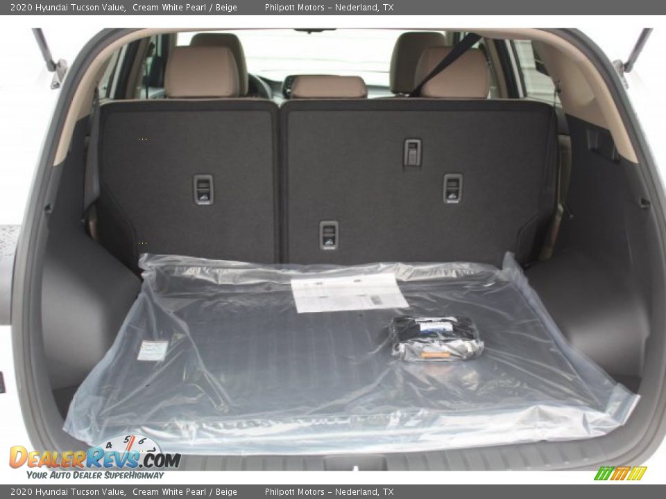 2020 Hyundai Tucson Value Cream White Pearl / Beige Photo #22