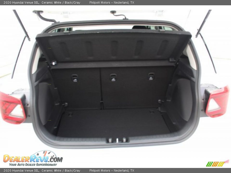 2020 Hyundai Venue SEL Ceramic White / Black/Gray Photo #24