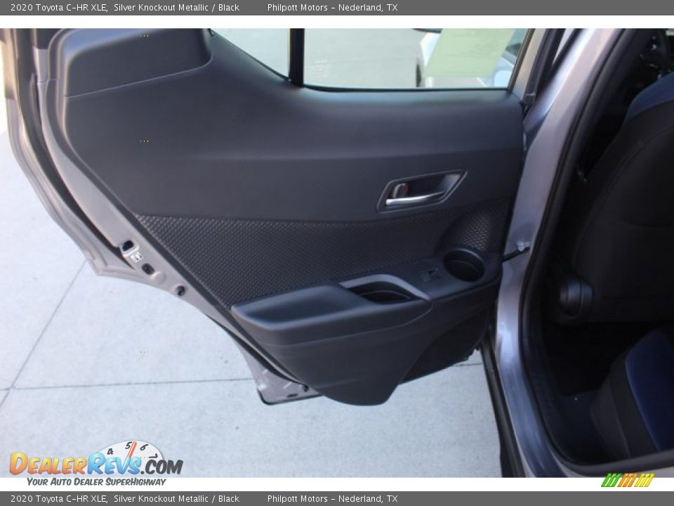 2020 Toyota C-HR XLE Silver Knockout Metallic / Black Photo #18