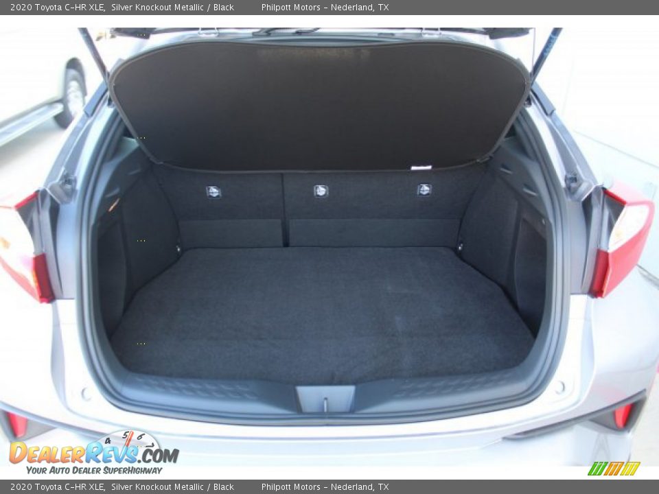 2020 Toyota C-HR XLE Silver Knockout Metallic / Black Photo #20
