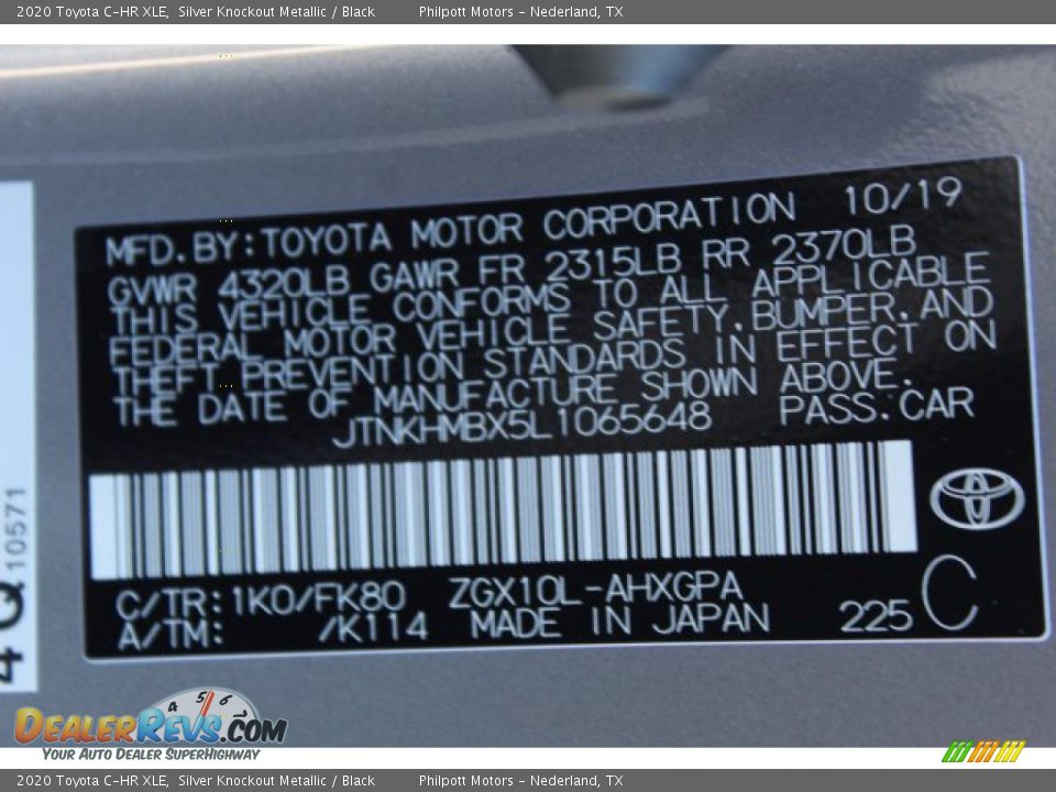 2020 Toyota C-HR XLE Silver Knockout Metallic / Black Photo #21