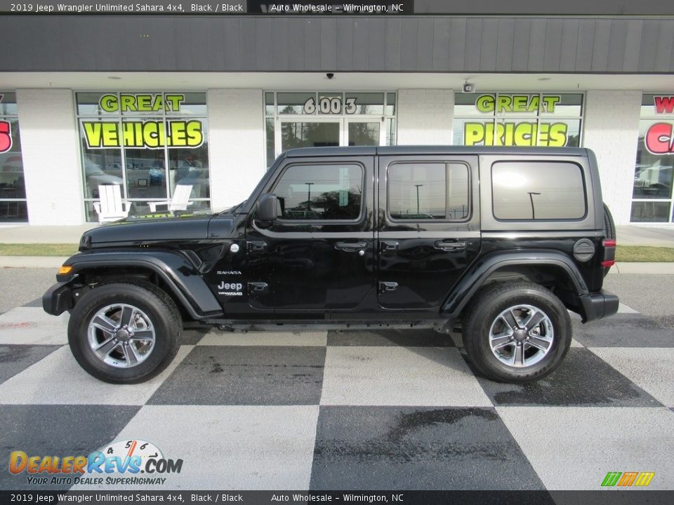 2019 Jeep Wrangler Unlimited Sahara 4x4 Black / Black Photo #1