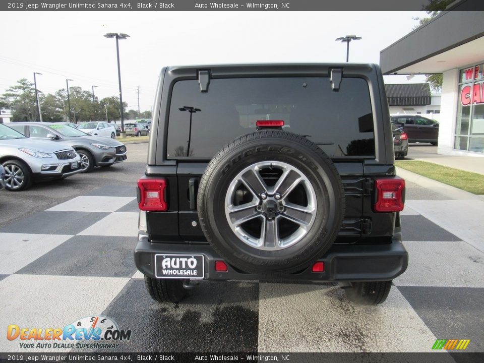 2019 Jeep Wrangler Unlimited Sahara 4x4 Black / Black Photo #4