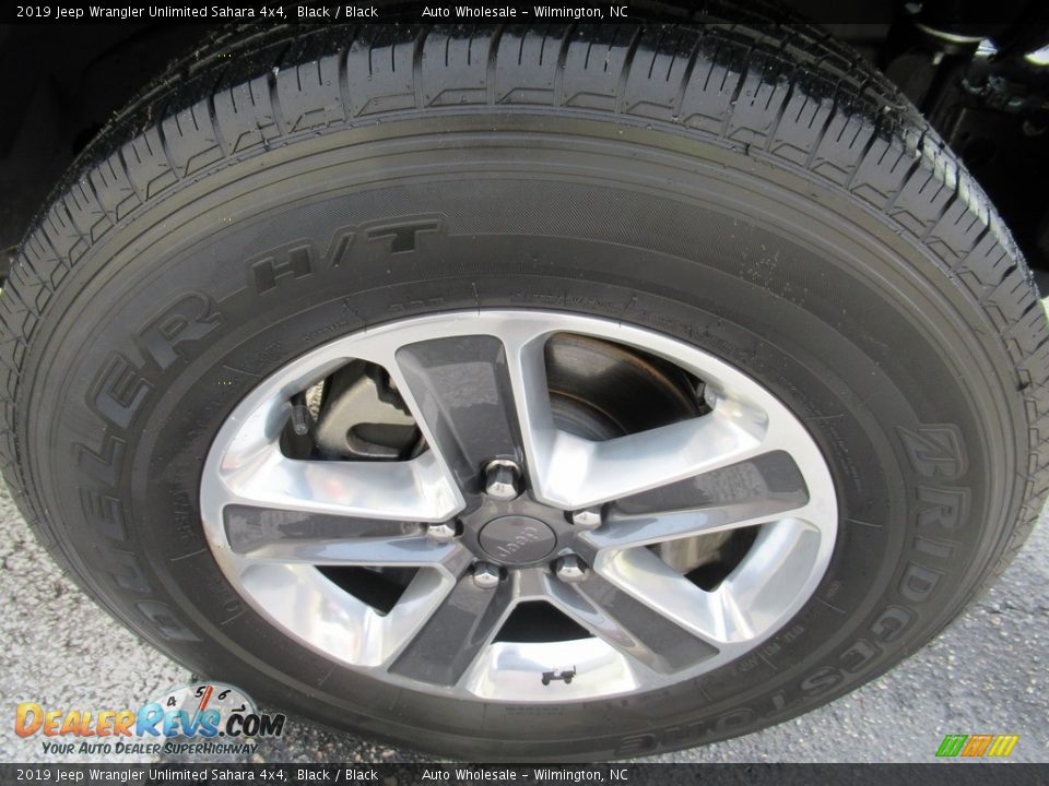 2019 Jeep Wrangler Unlimited Sahara 4x4 Black / Black Photo #7