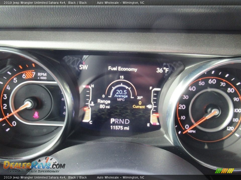2019 Jeep Wrangler Unlimited Sahara 4x4 Black / Black Photo #16