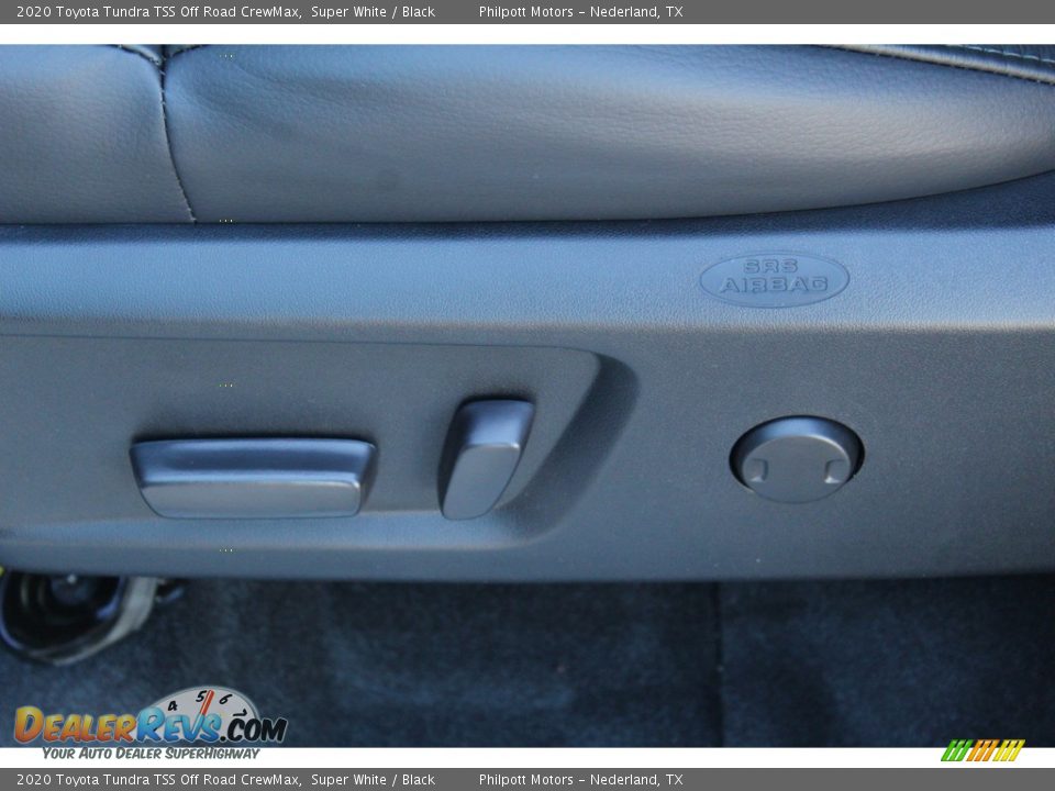 2020 Toyota Tundra TSS Off Road CrewMax Super White / Black Photo #11