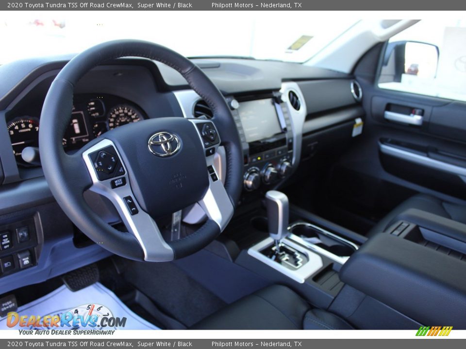 2020 Toyota Tundra TSS Off Road CrewMax Super White / Black Photo #12