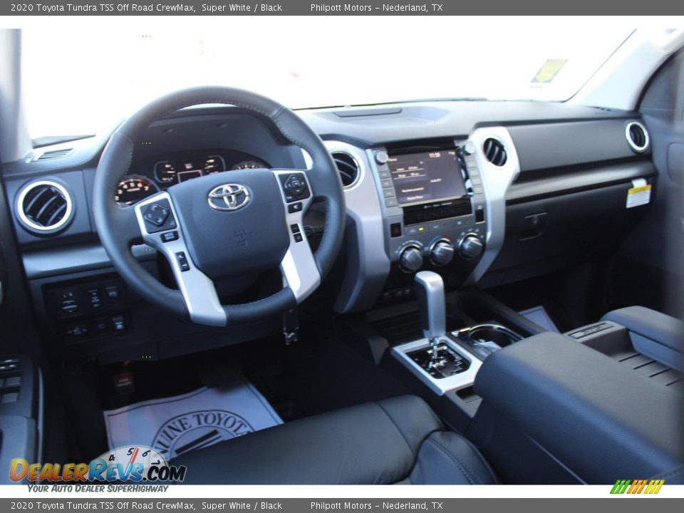 2020 Toyota Tundra TSS Off Road CrewMax Super White / Black Photo #24